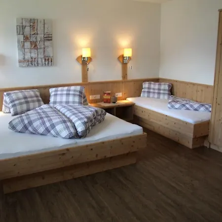 Apartment Lehenhof Ried im Zillertal