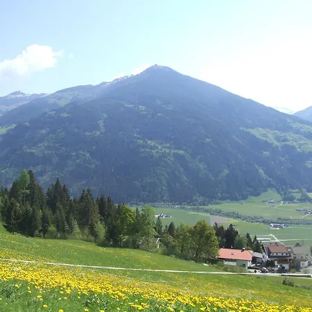 Apartment Lehenhof Ried im Zillertal